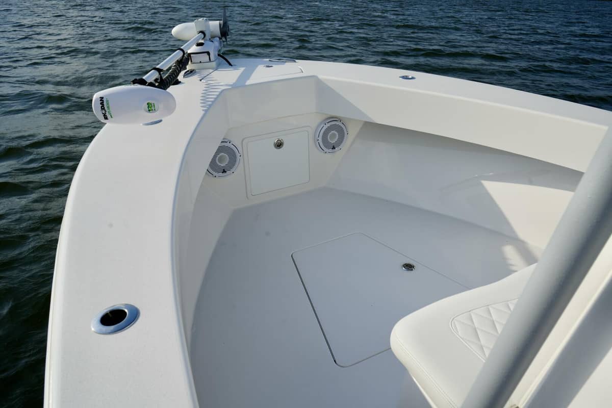 2024 Reef Runner Center Console photo 16