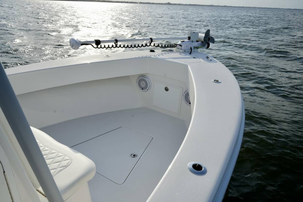 2024 Reef Runner Center Console photo 15