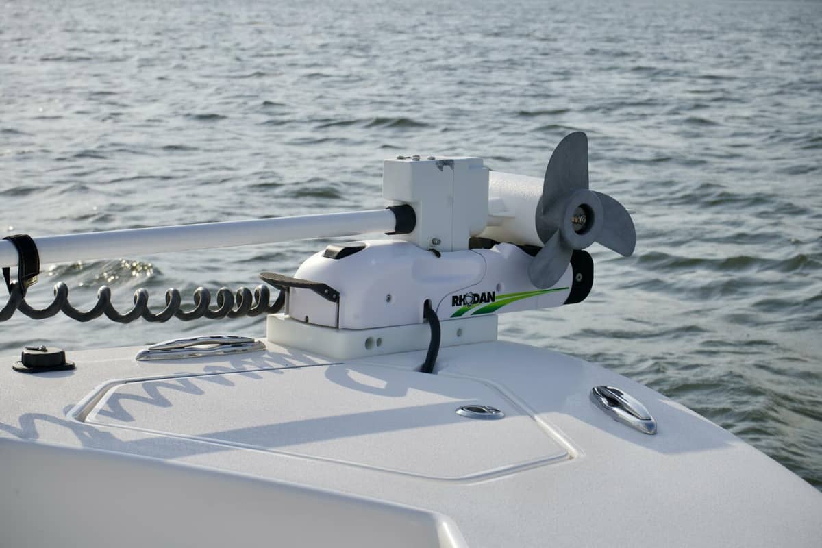 2024 Reef Runner Center Console photo 18