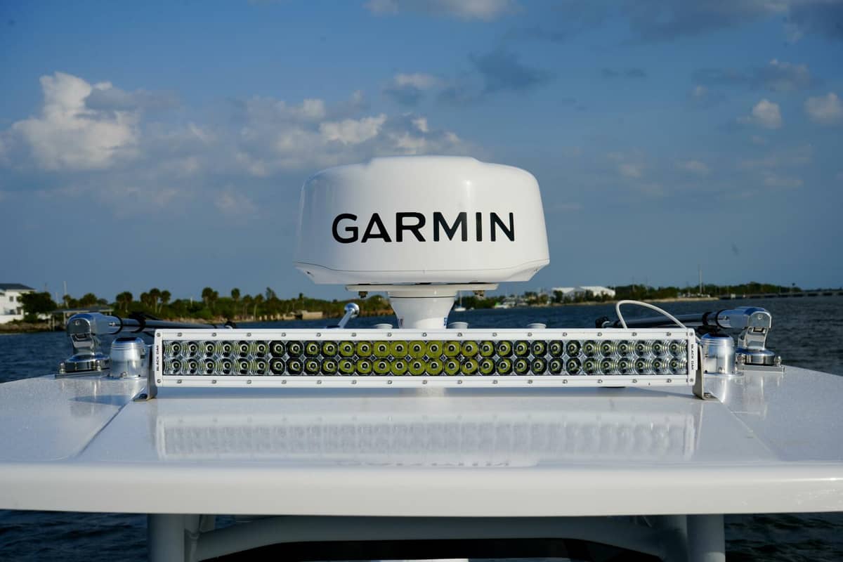 2024 Reef Runner Center Console photo 19