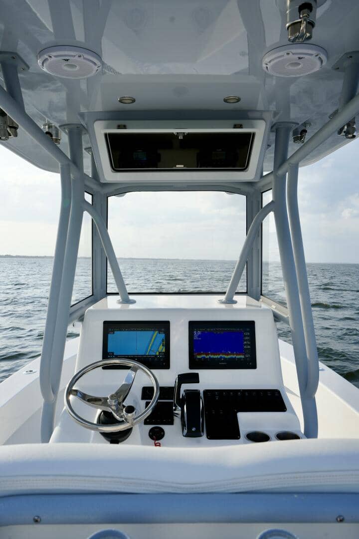 2024 Reef Runner Center Console photo 21