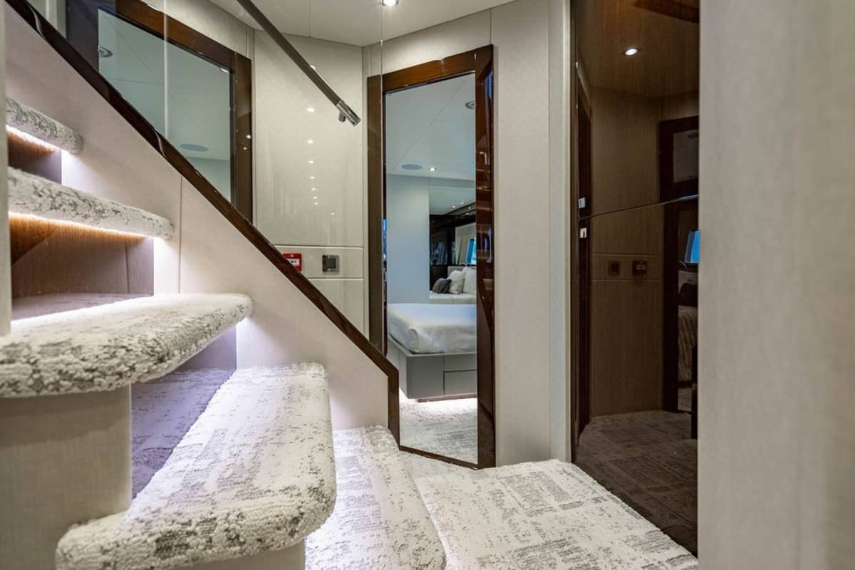 2019 Sunseeker 95 Motor Yacht "Star of the Sea" photo 81