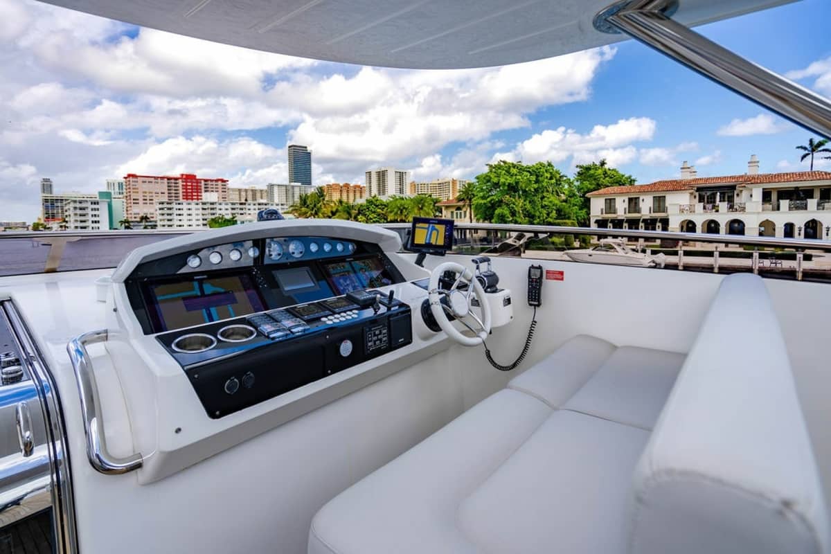 2019 Sunseeker 95 Motor Yacht "Star of the Sea" photo 29