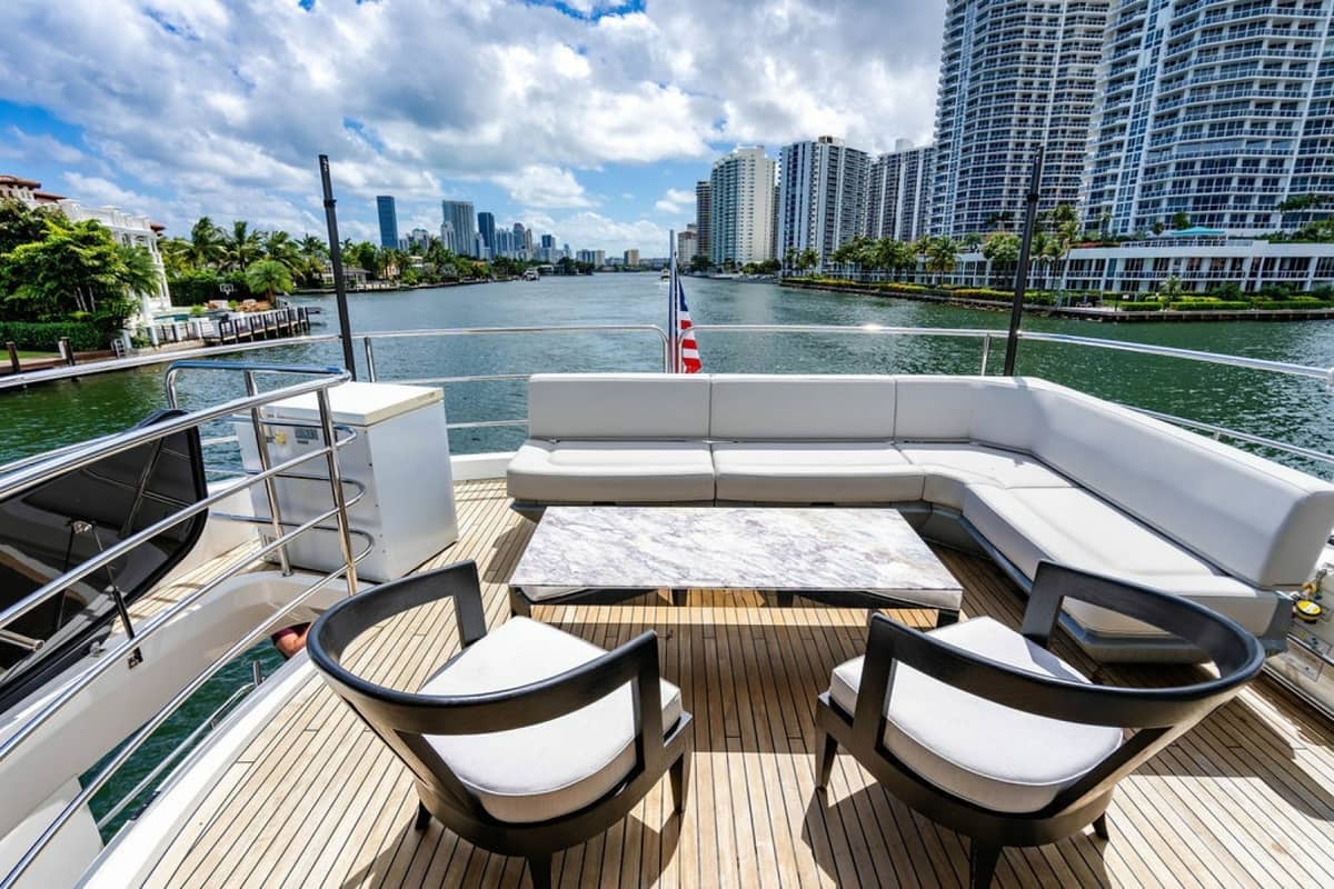 2019 Sunseeker 95 Motor Yacht "Star of the Sea" photo 20