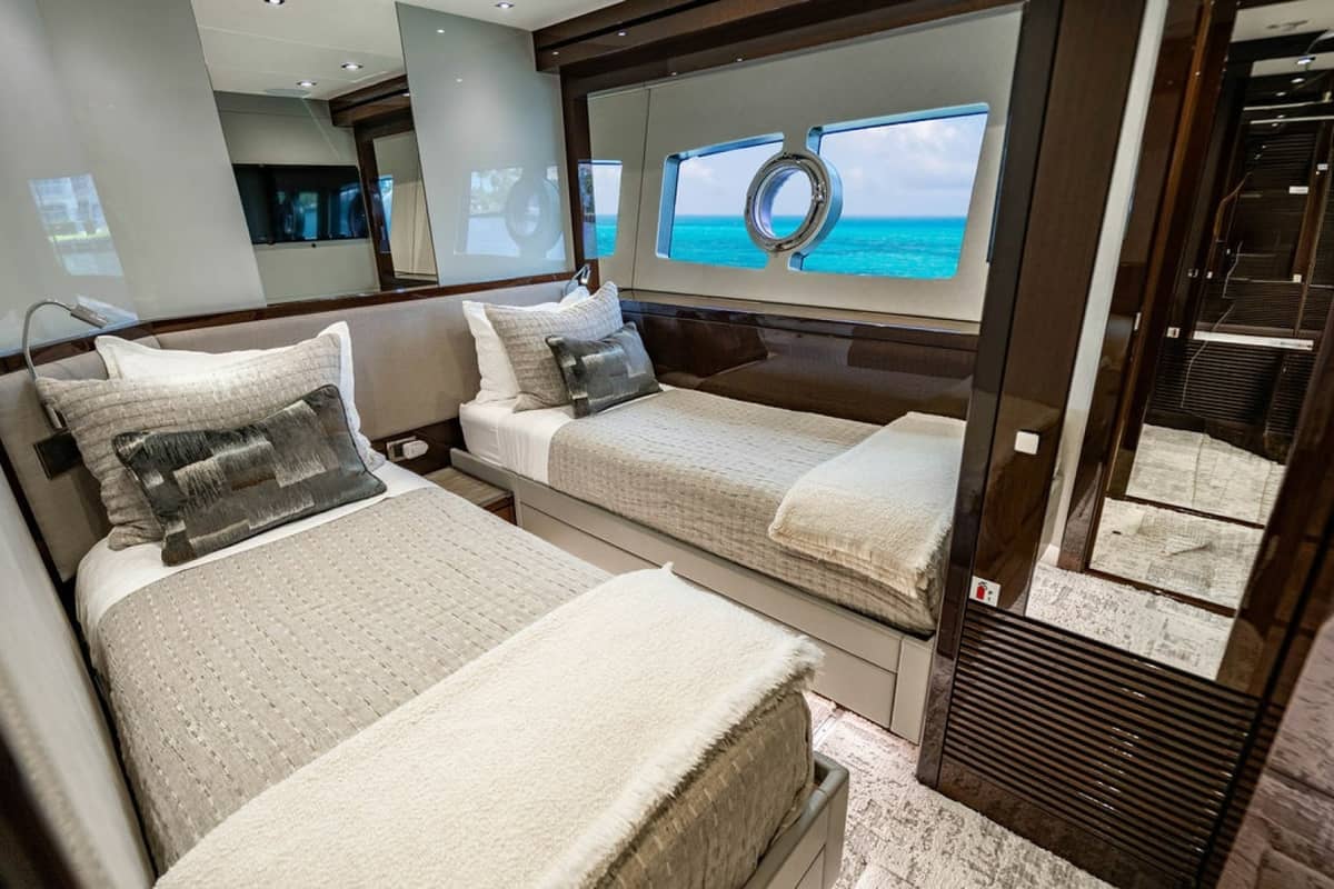 2019 Sunseeker 95 Motor Yacht "Star of the Sea" photo 74