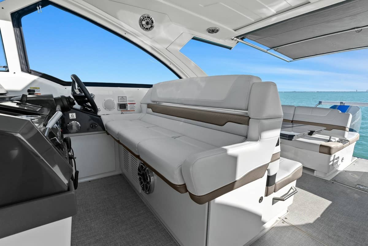 2023 Formula 380 Super Sport Crossover "No Name" photo 23