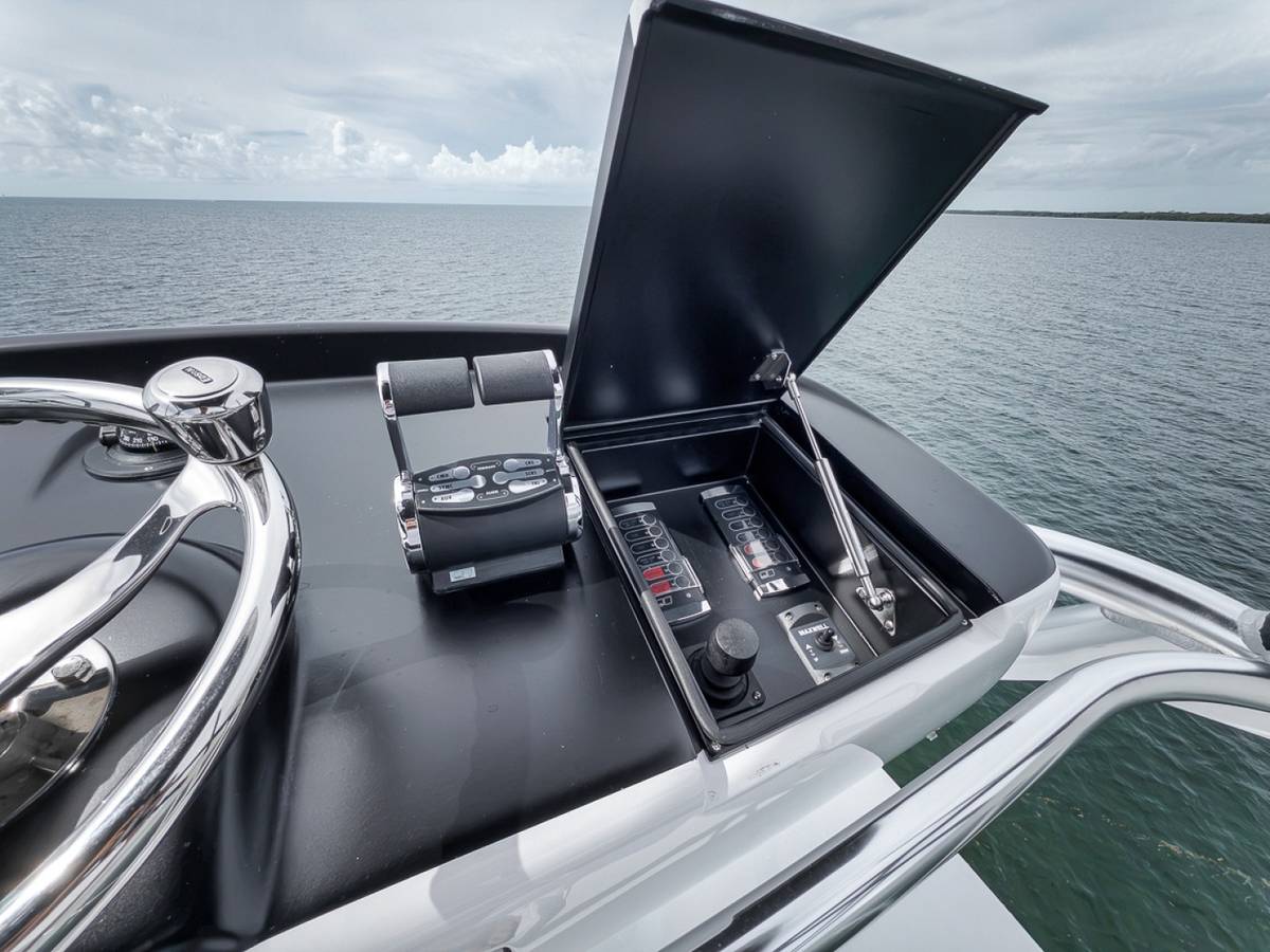2021 Weaver 75 Convertible "Genesis" photo 58