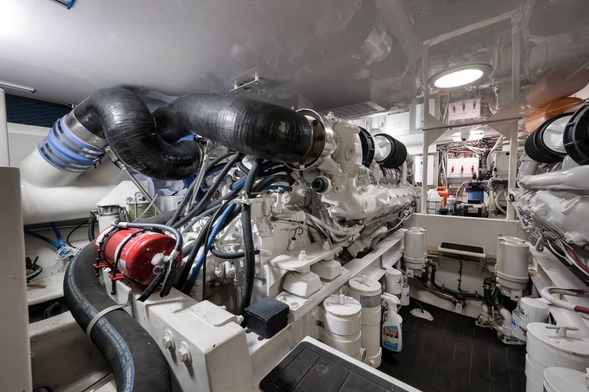 2003 Viking 52 Convertible "THE HURRICANE" photo 40