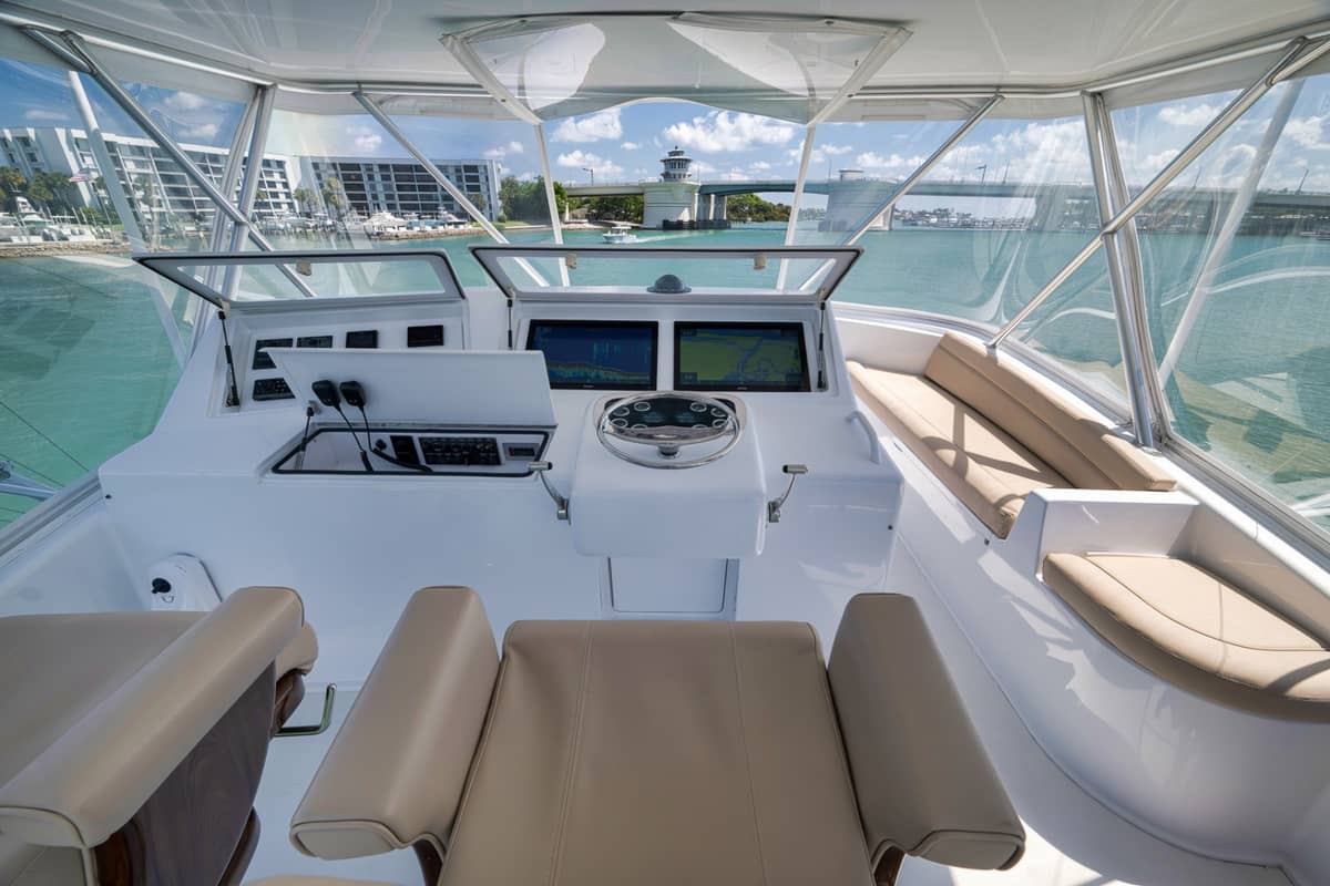 2003 Viking 52 Convertible "THE HURRICANE" photo 5