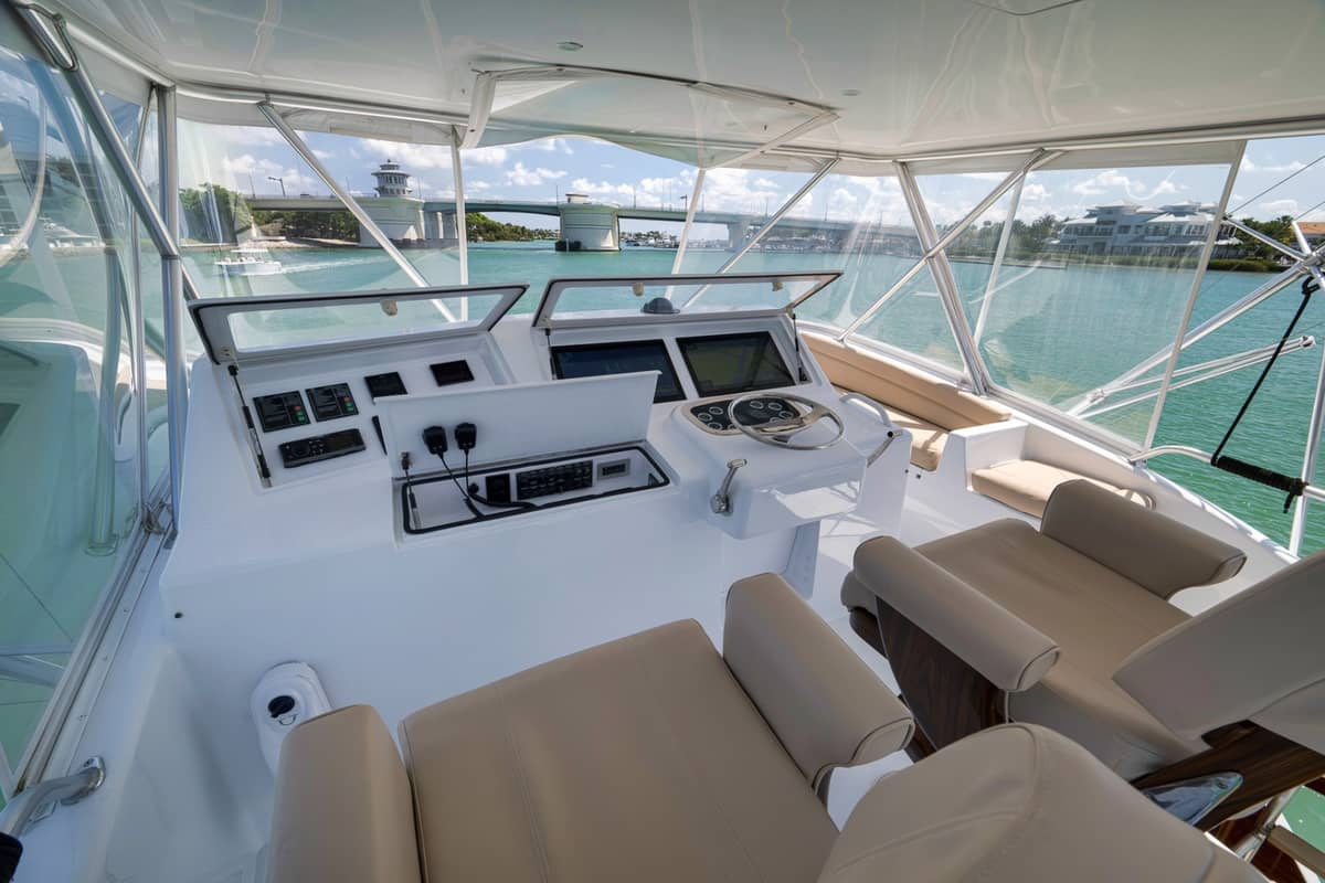 2003 Viking 52 Convertible "THE HURRICANE" photo 34
