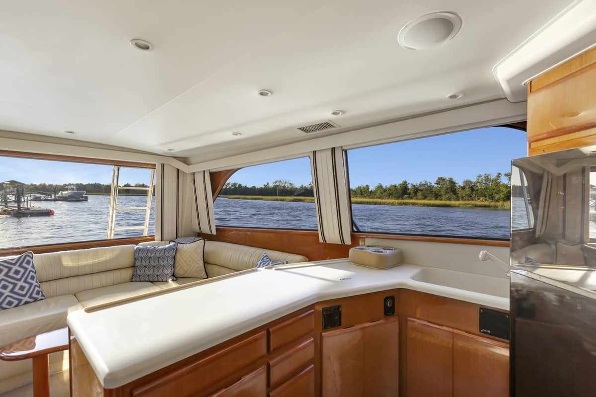 2001 Viking 50 Convertible "Lady S" photo 12