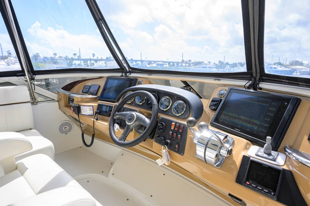 2003 Carver 444 "Great Adventure" photo 32