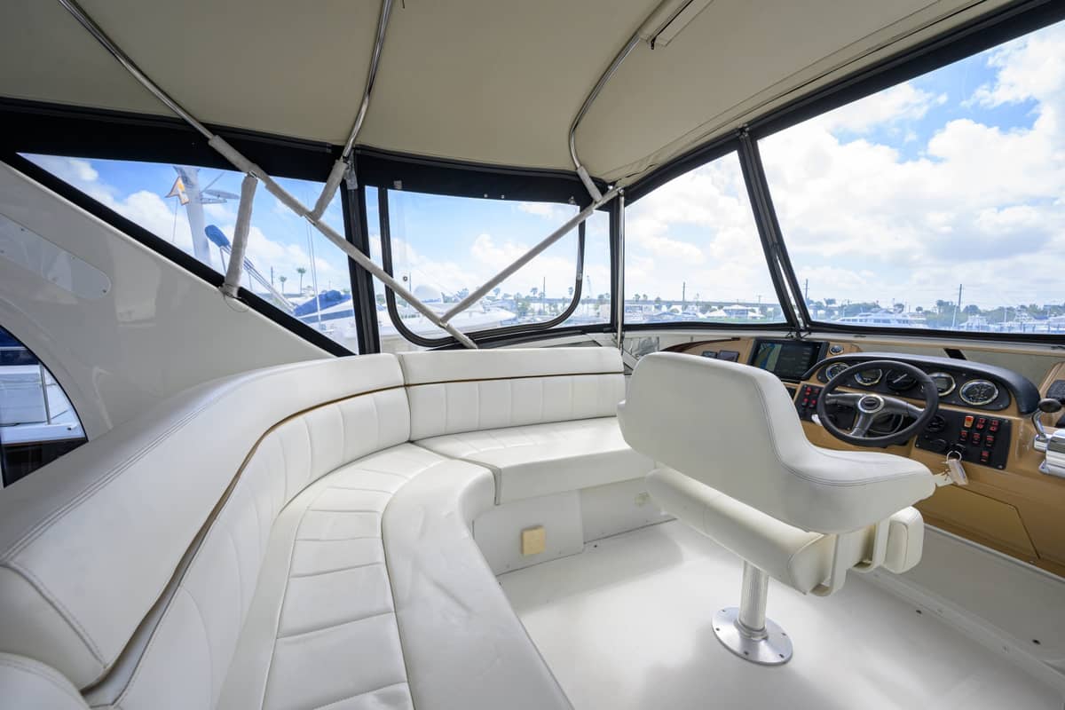 2003 Carver 444 "Great Adventure" photo 26