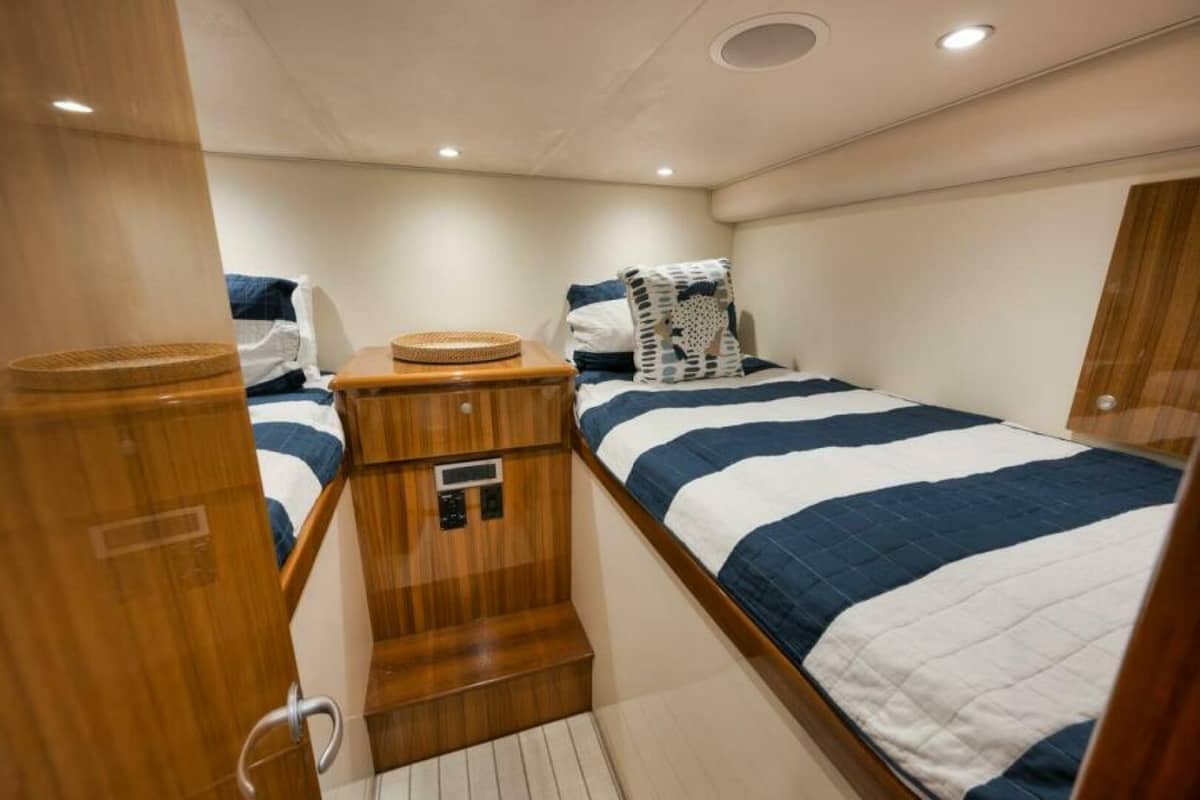 2015 Viking 42 Open "GAMECHANGER" photo 7