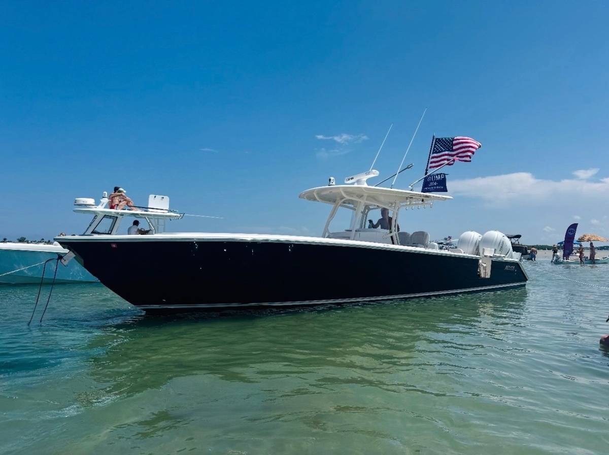2020 Jupiter 38HFS "PLAYPEN" photo 32