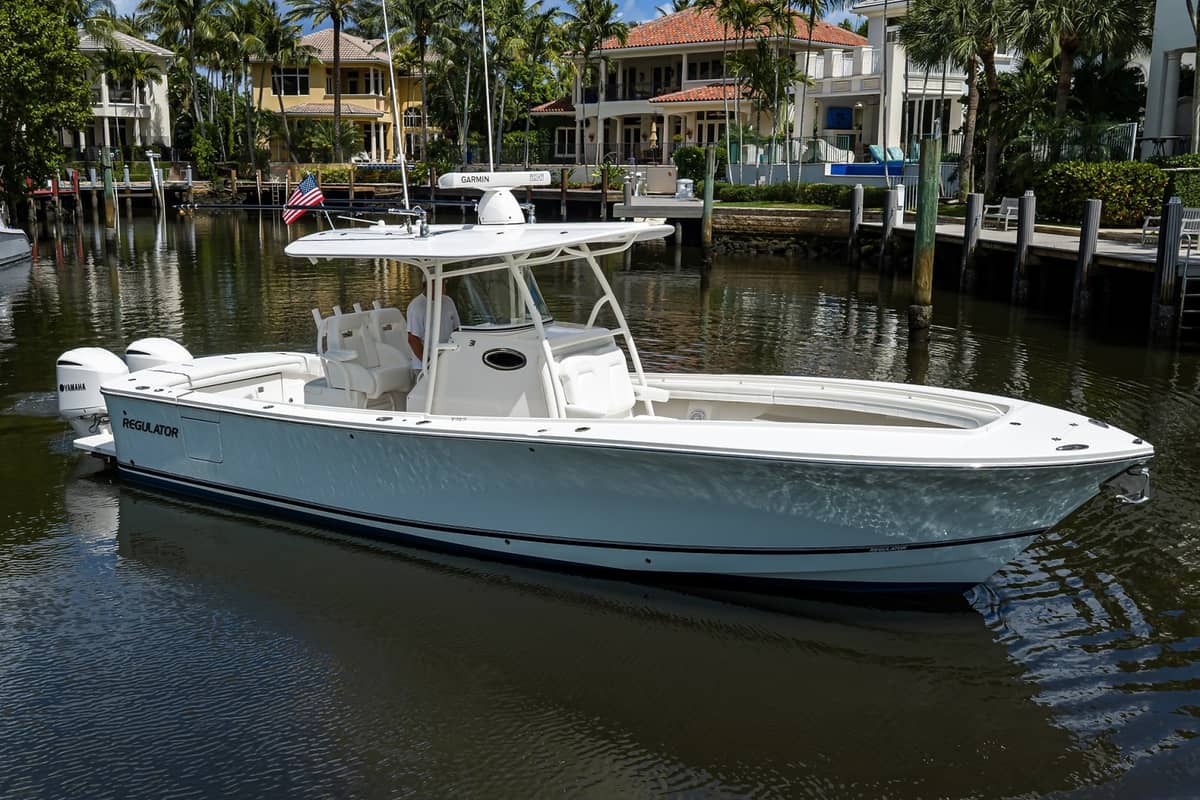 2019 Regulator 31 Center Console "SWEET MELISSA" photo 11