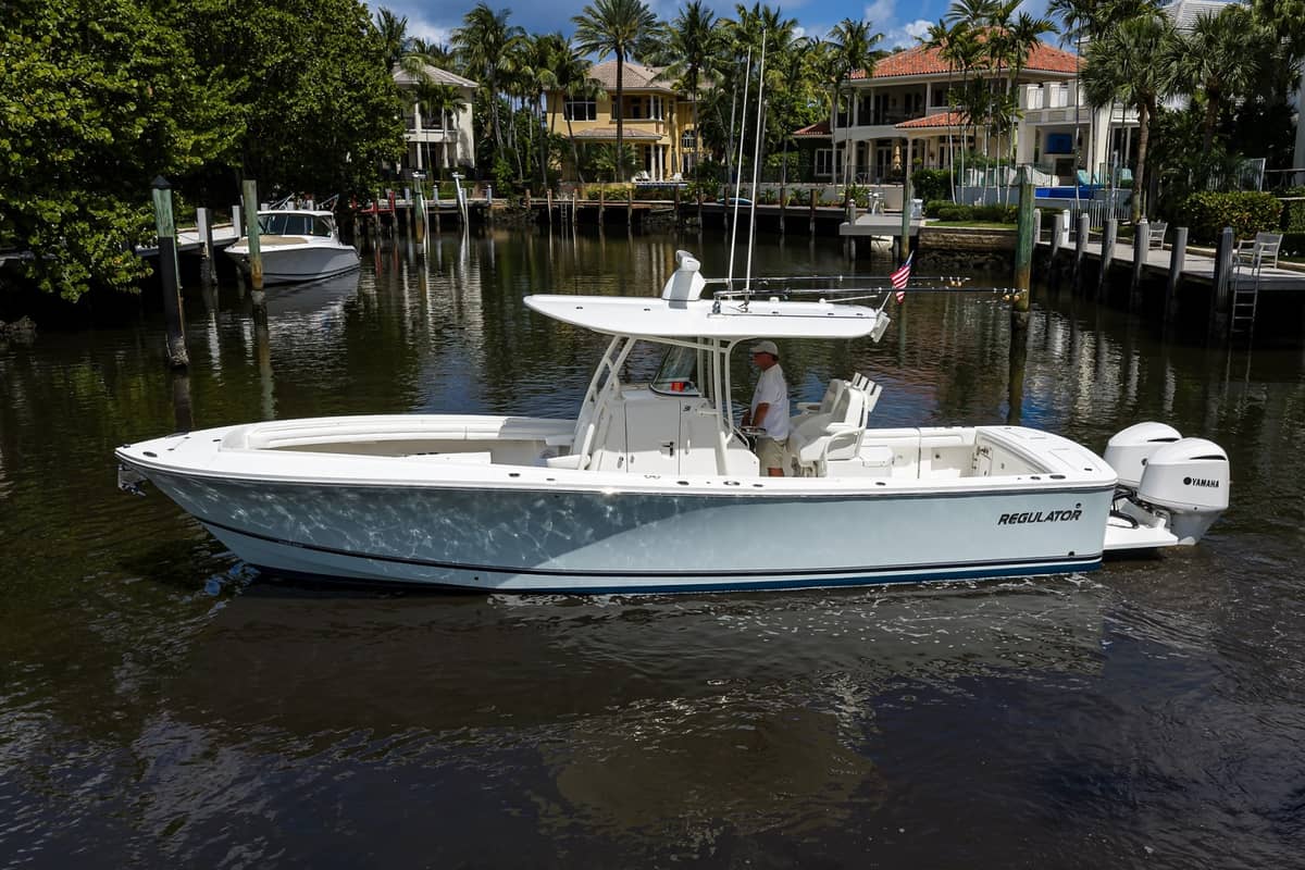 2019 Regulator 31 Center Console "SWEET MELISSA" photo 3