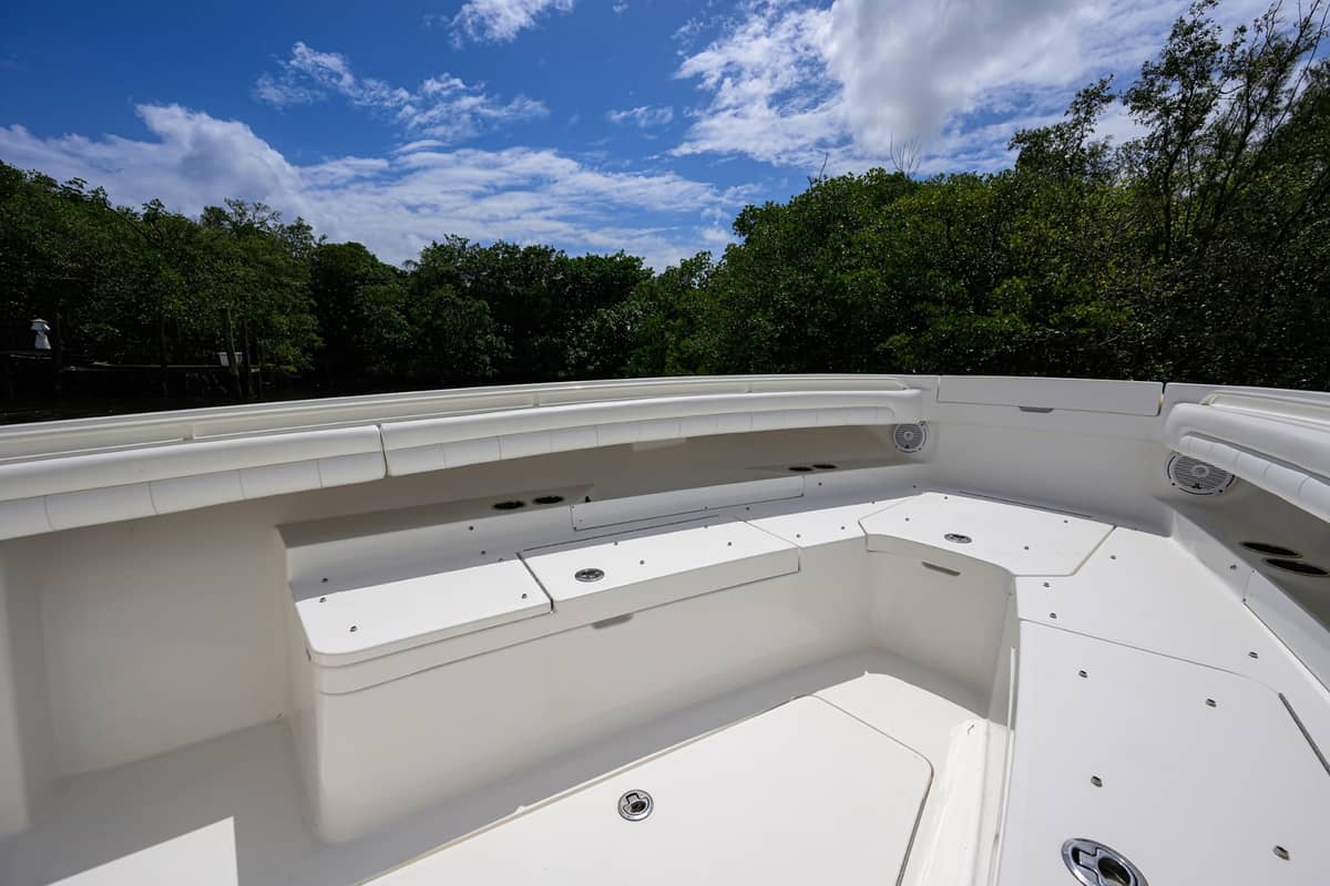 2019 Regulator 31 Center Console "SWEET MELISSA" photo 16