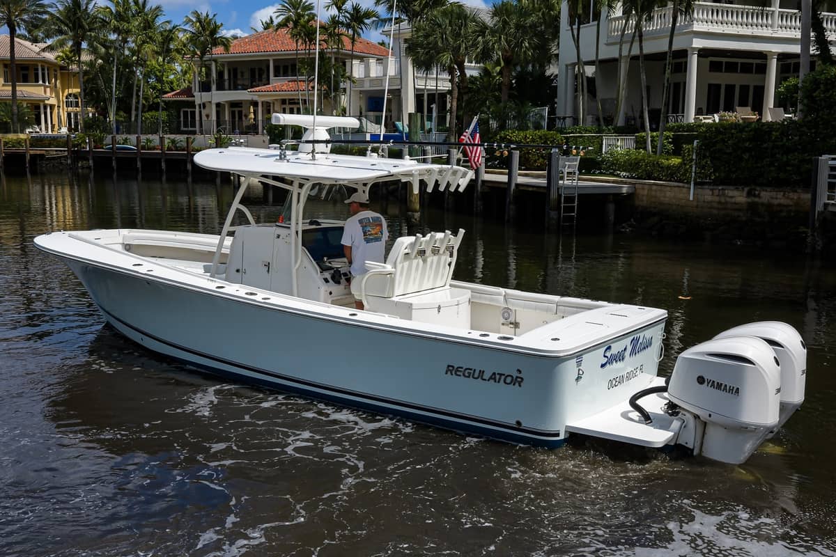 2019 Regulator 31 Center Console "SWEET MELISSA" photo 4