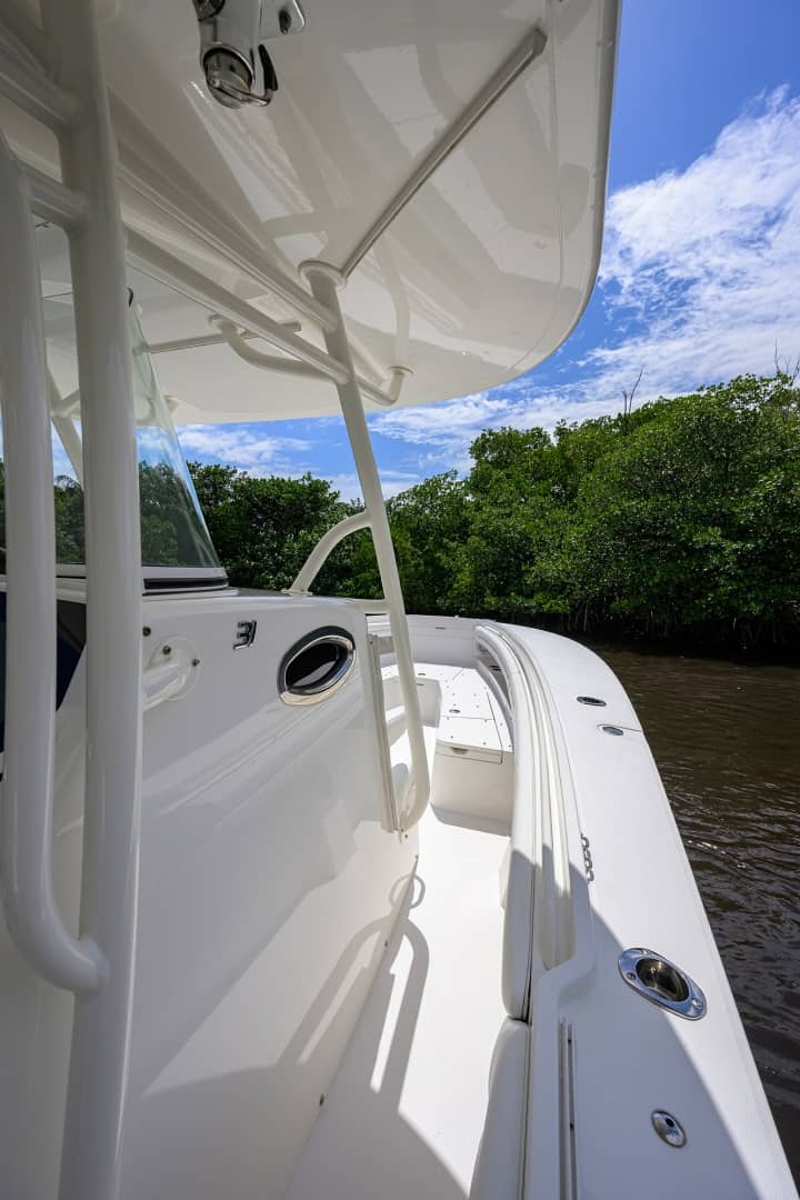 2019 Regulator 31 Center Console "SWEET MELISSA" photo 22