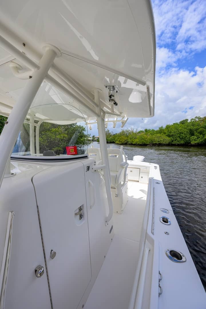 2019 Regulator 31 Center Console "SWEET MELISSA" photo 32