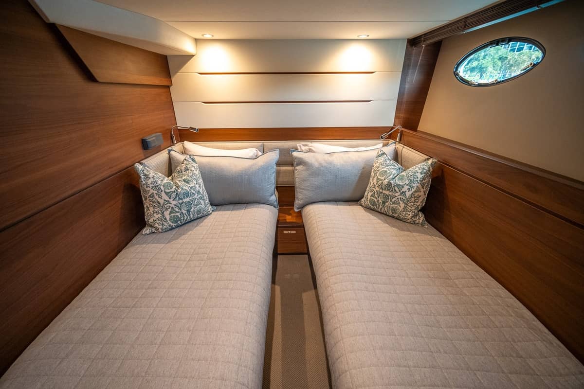 2017 Princess 68 Flybridge "PATRIOT" photo 54