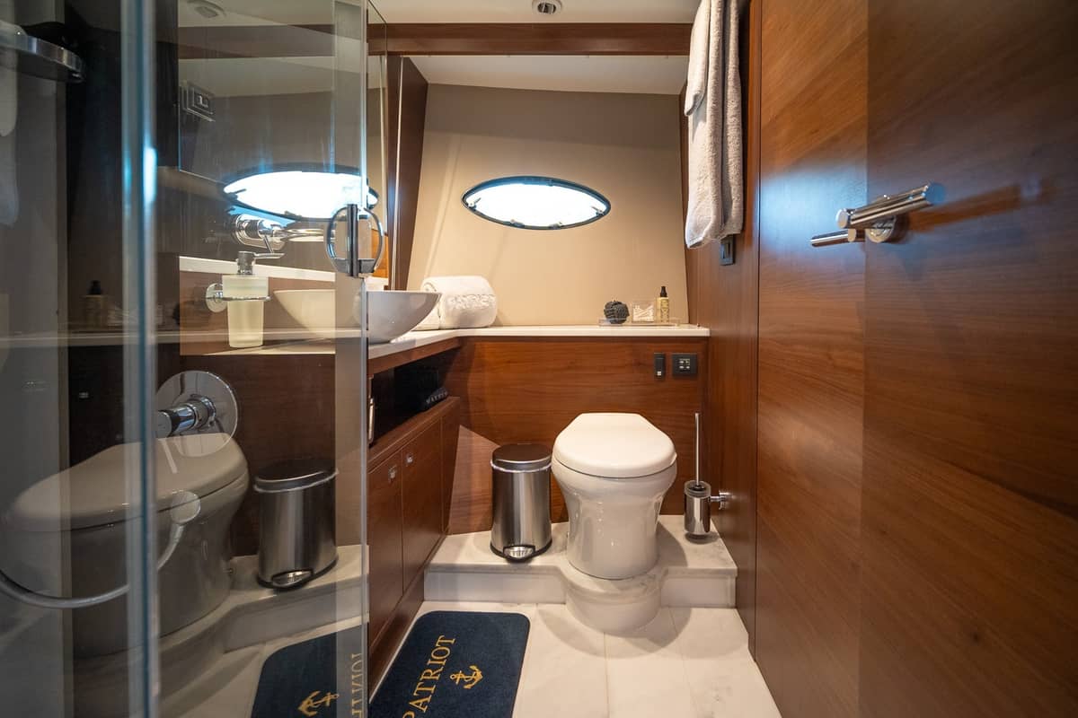 2017 Princess 68 Flybridge "PATRIOT" photo 55