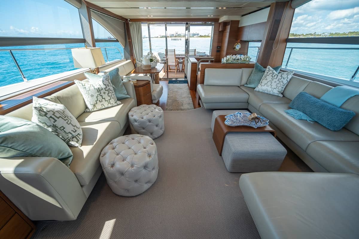 2017 Princess 68 Flybridge "PATRIOT" photo 4