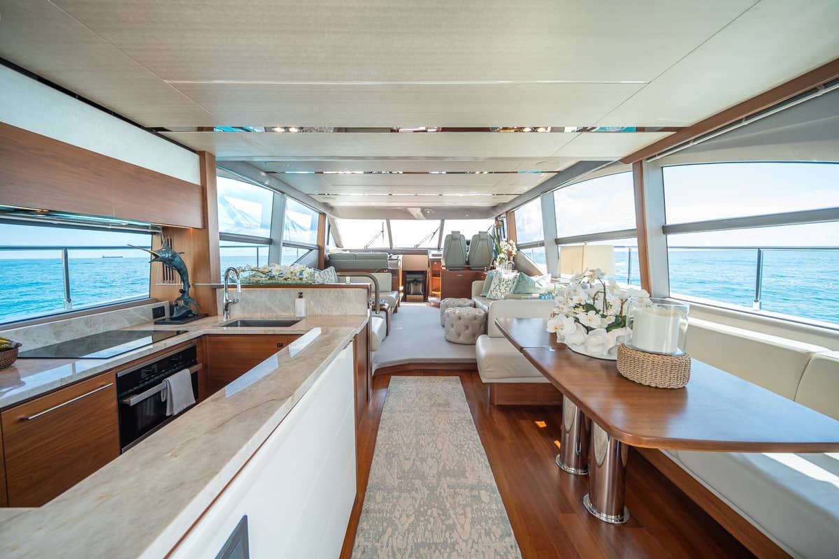 2017 Princess 68 Flybridge "PATRIOT" photo 2