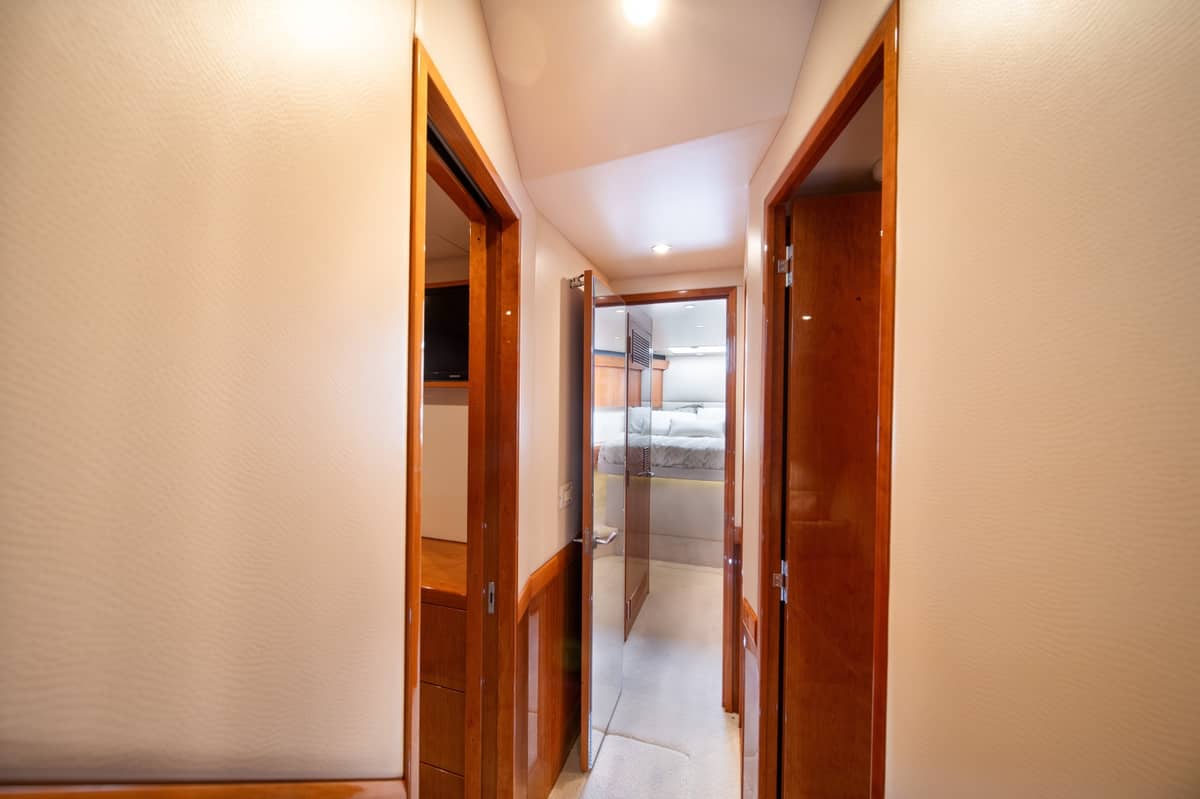 2017 Hatteras 54 GT "OHANA" photo 29