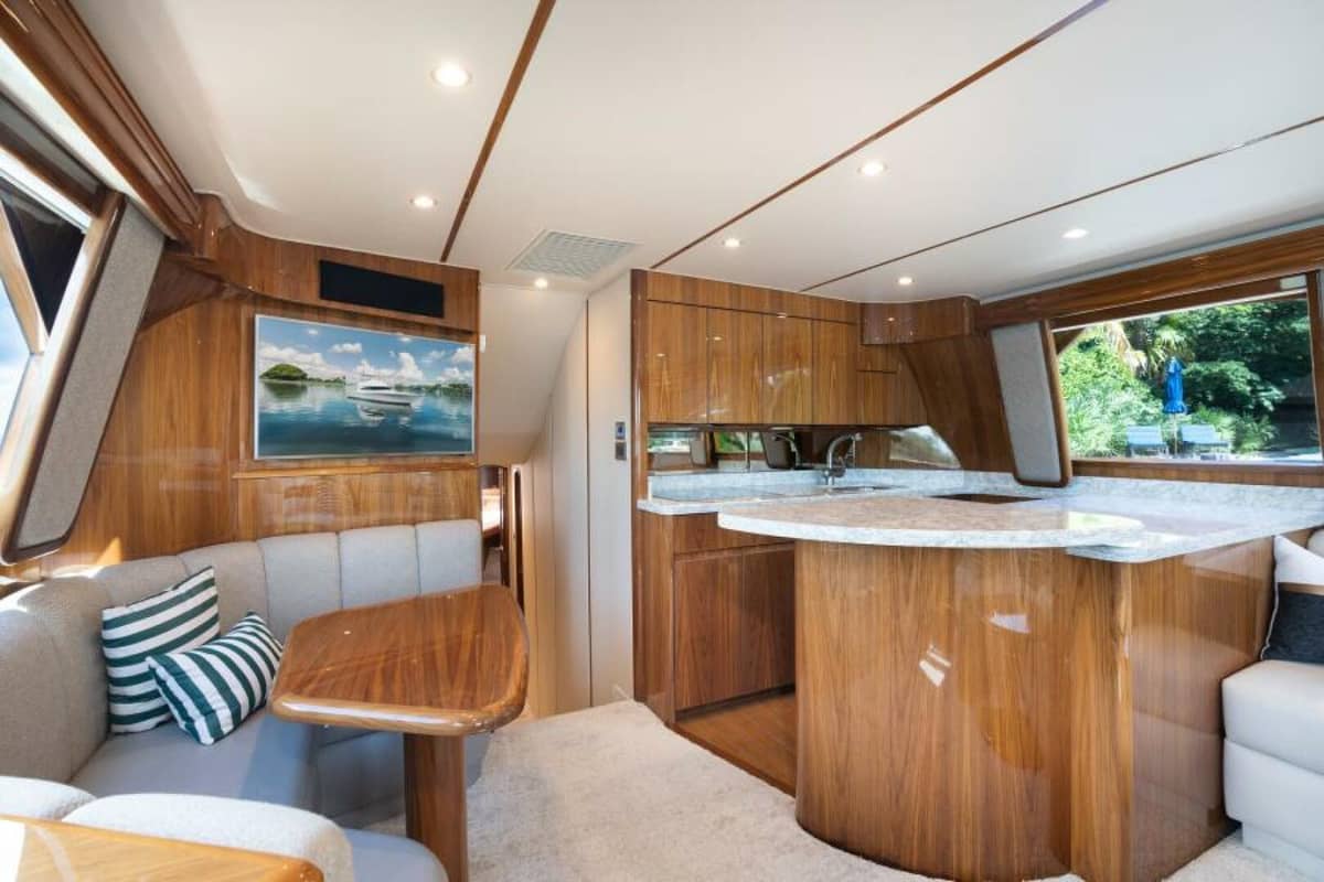 2019 Viking 48 Convertible "SEA BLOCK" photo 9