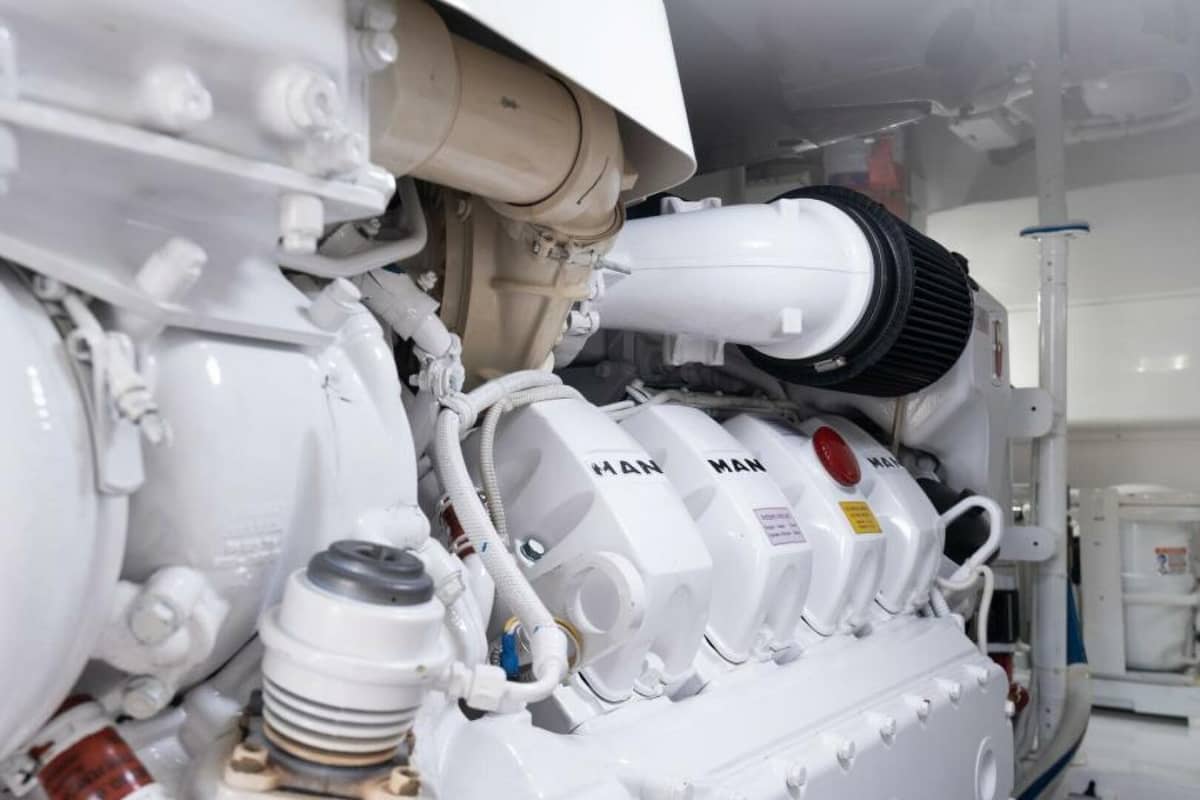 2019 Viking 48 Convertible "SEA BLOCK" photo 31