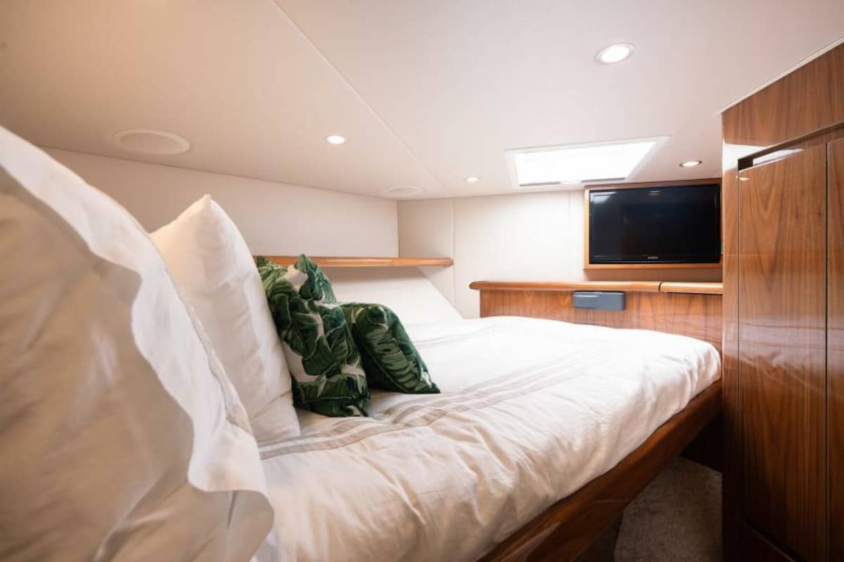 2019 Viking 48 Convertible "SEA BLOCK" photo 16