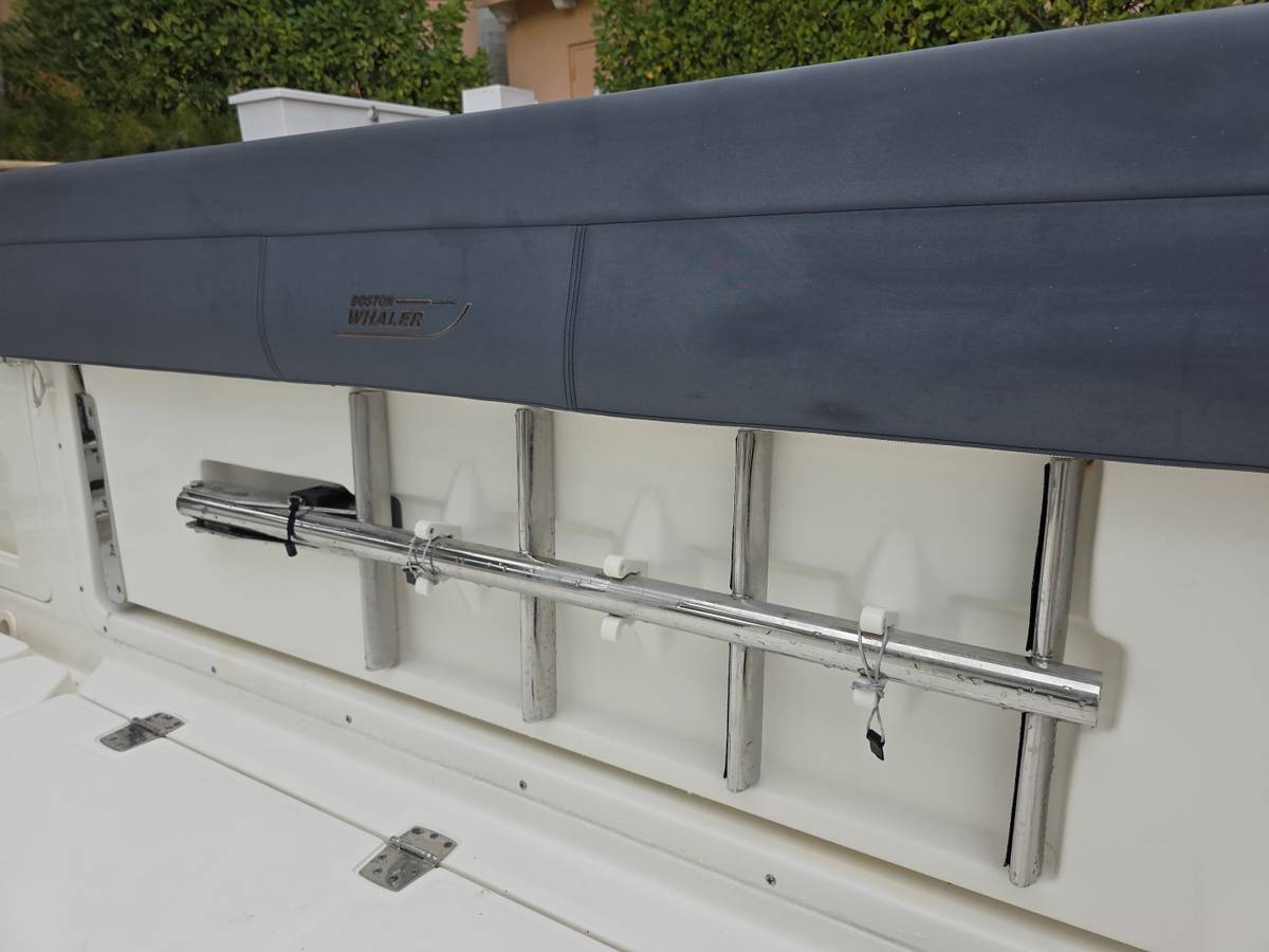 2021 Boston Whaler 420 Outrage "BFT" photo 90