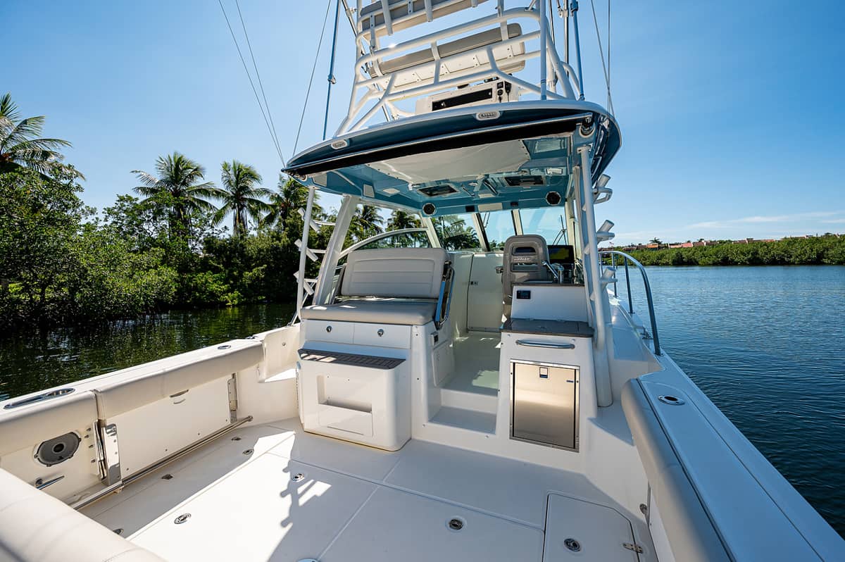 2021 Boston Whaler 345 Conquest photo 16