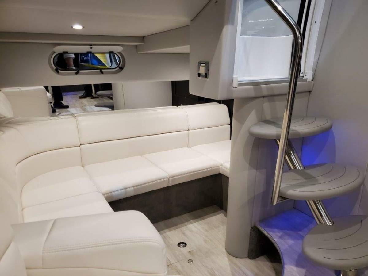 2020 Formula 34 Performance Cruiser "CLAIR DE LUNE" photo 2