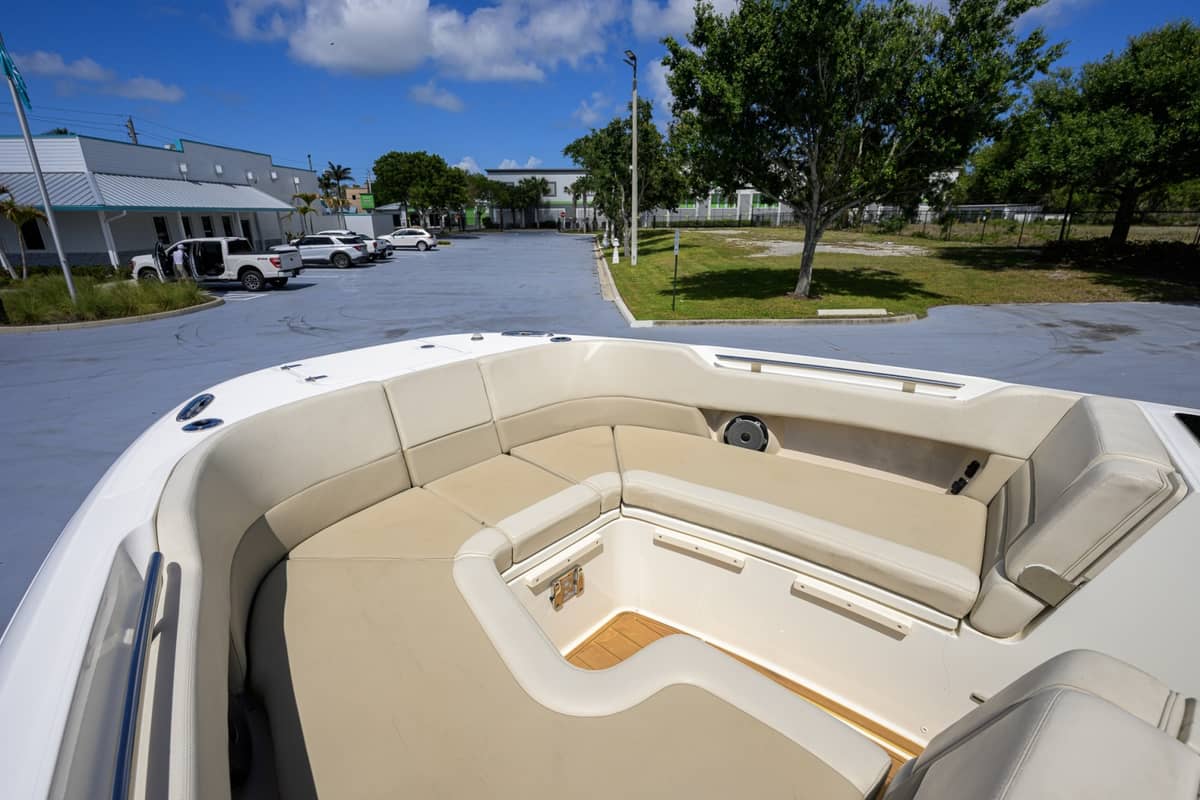 2023 Boston Whaler 32 Vantage "Veronica" photo 51