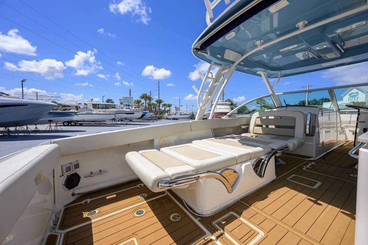 2023 Boston Whaler 32 Vantage "Veronica" photo 29