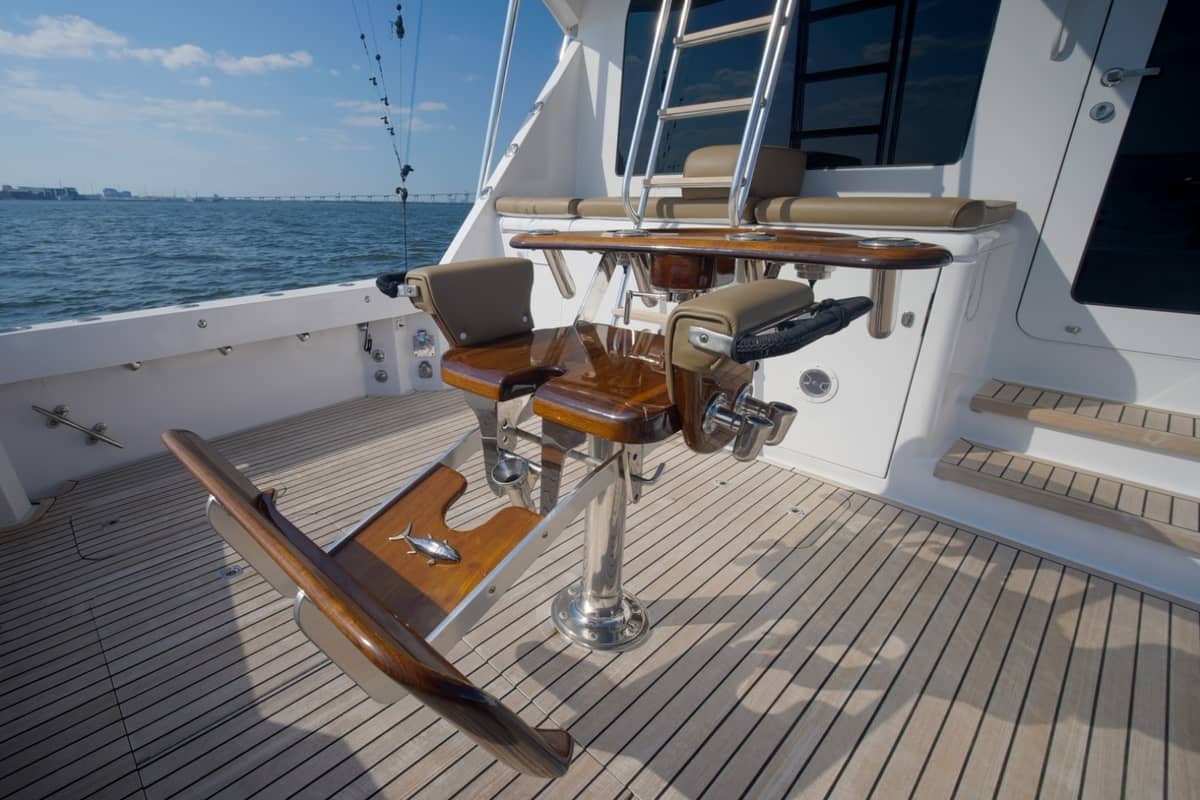 2002 Hatteras 60 Convertible "Reel Hook Up" photo 39