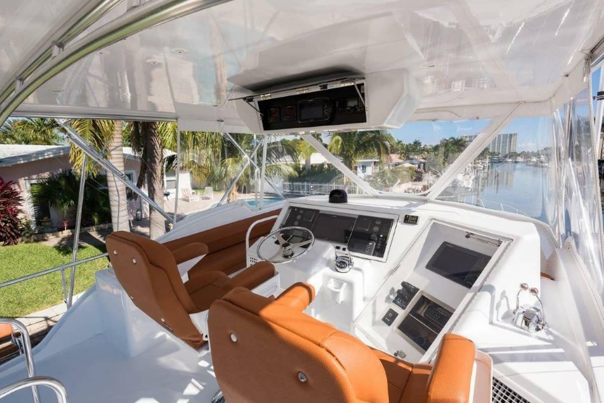 2000 Hatteras 60 Convertible "SALT RUSH" photo 8