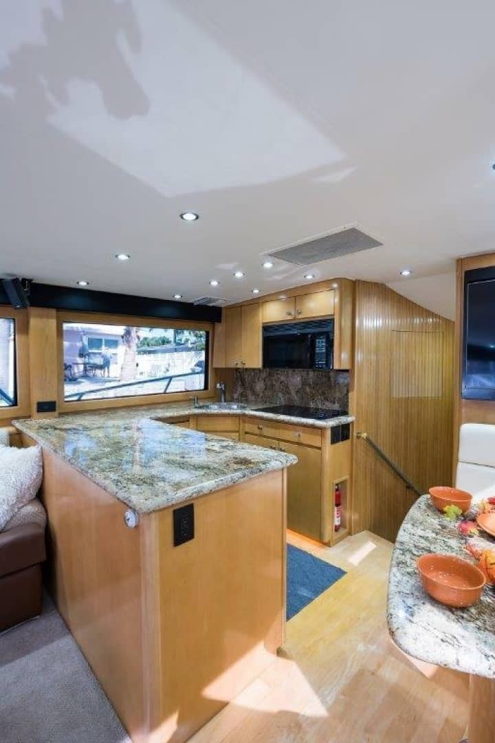 2000 Hatteras 60 Convertible "SALT RUSH" photo 31