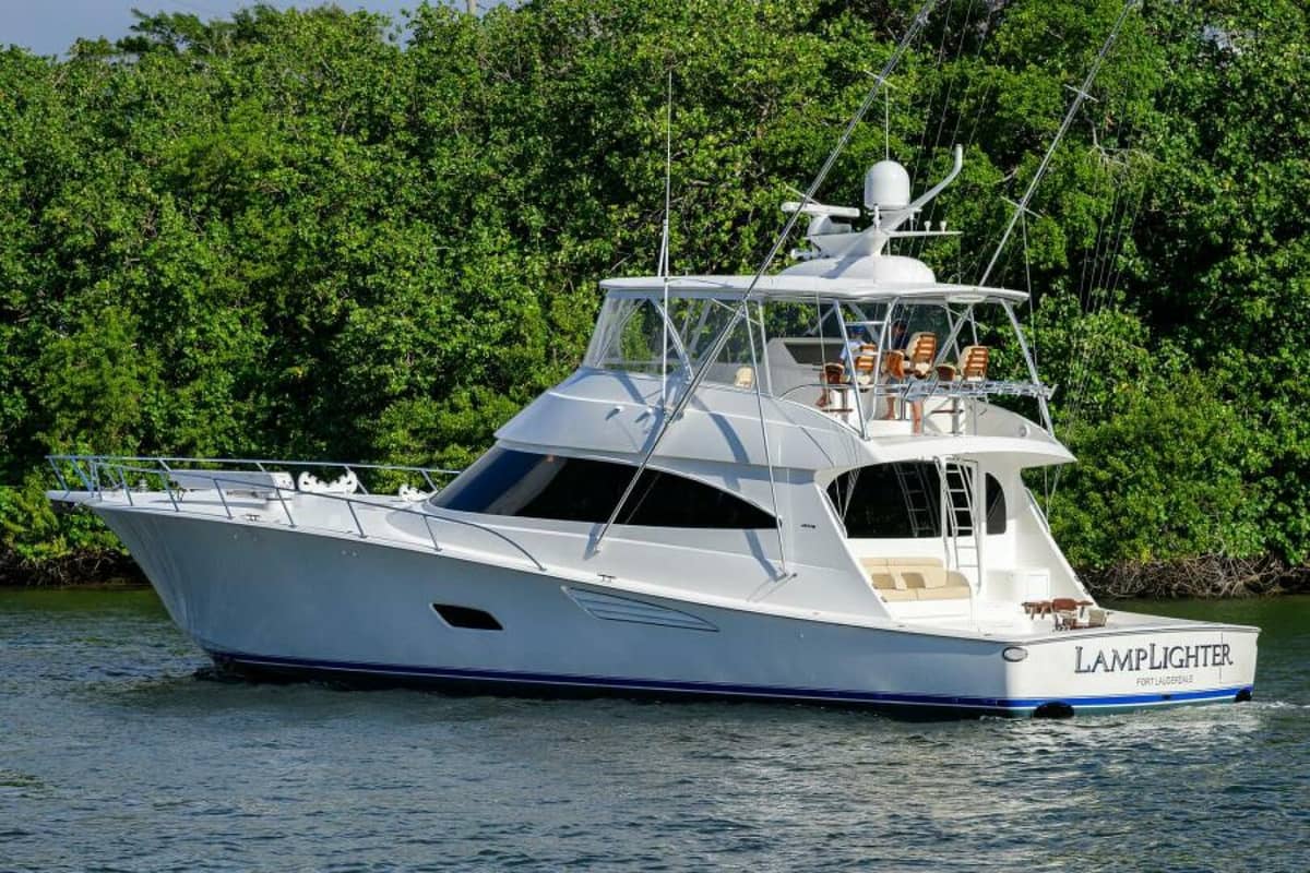 2019 Viking 80 Convertible "LAMPLIGHTER" photo 49