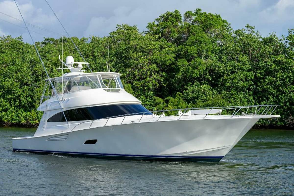 2019 Viking 80 Convertible "LAMPLIGHTER" photo 46