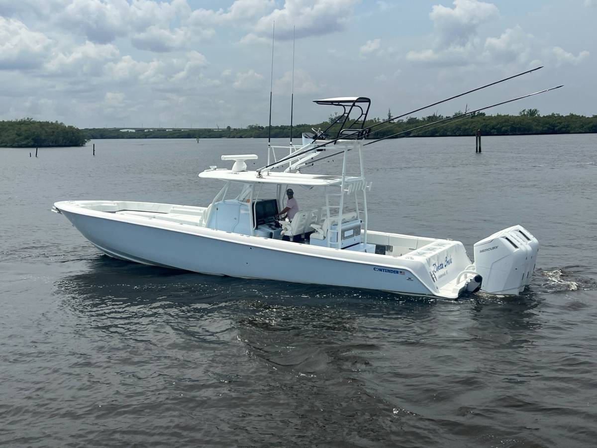 2023 Contender 44 Center Console "DAKOTA CRUDE" photo