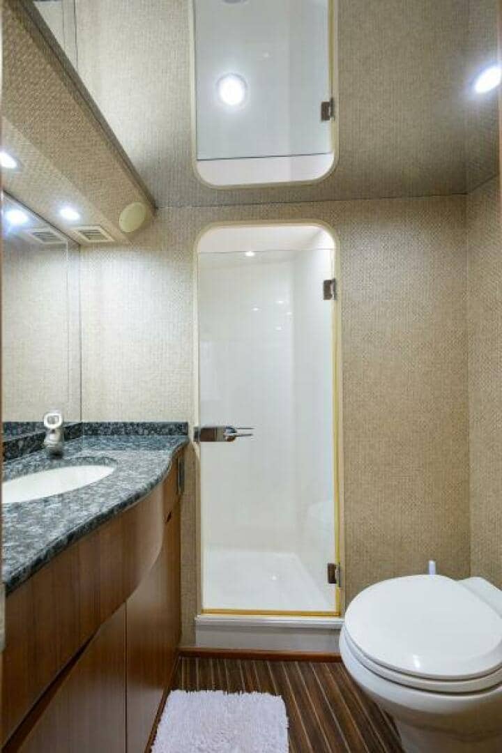 2008 Viking 60 Convertible "PRYORITIES" photo 42
