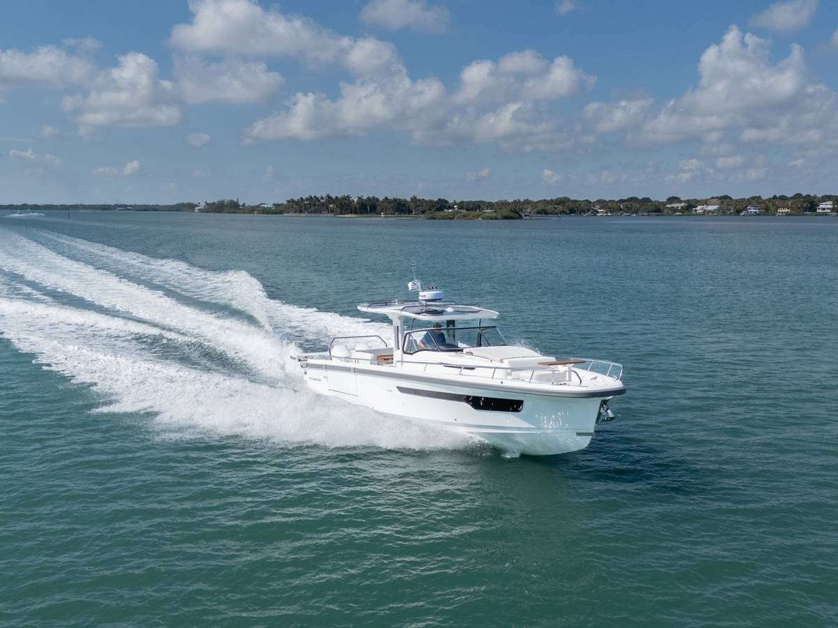 2026 Nimbus Sport Tender 42 "In-Stock 2026 Nimbus Sport Tender 42 319" photo 42