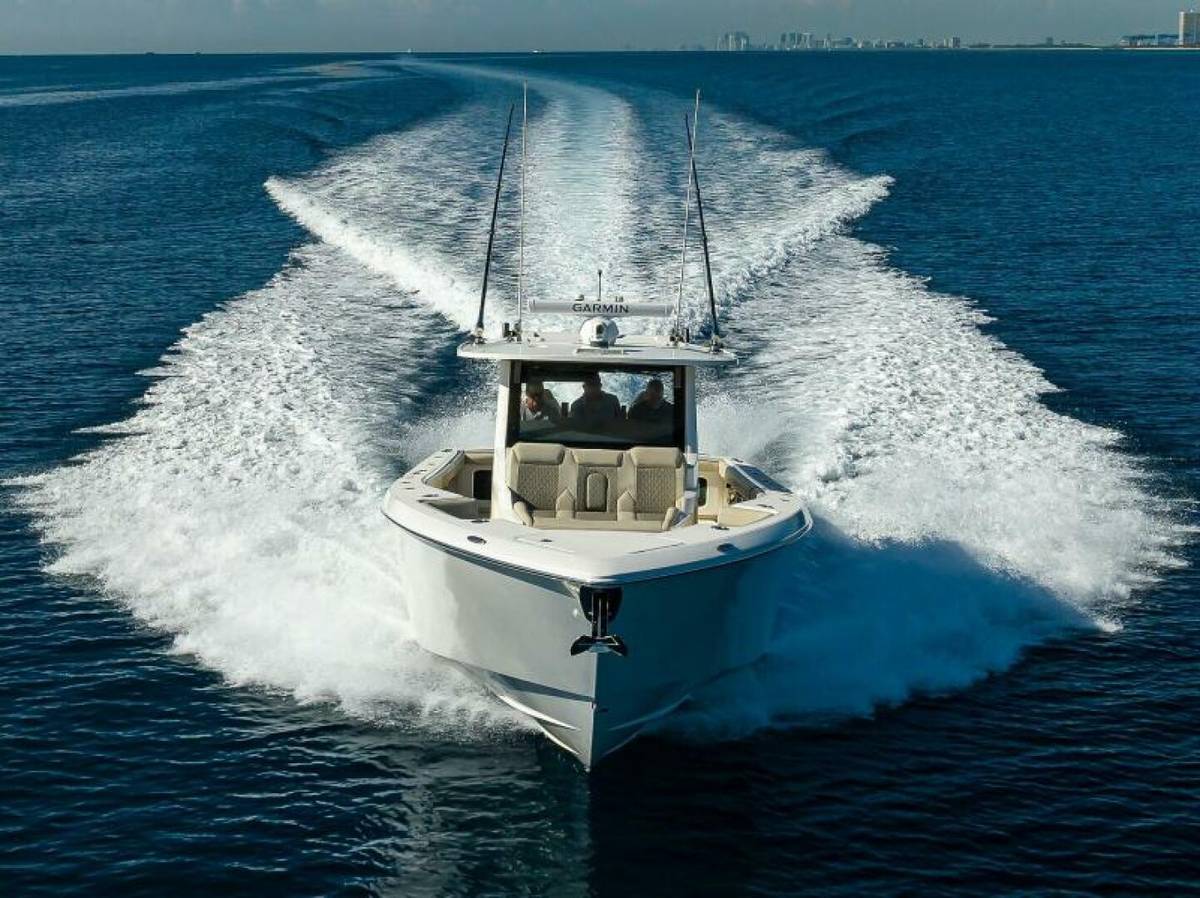 2021 Solace Center Console "41 Solace 2021" photo 32