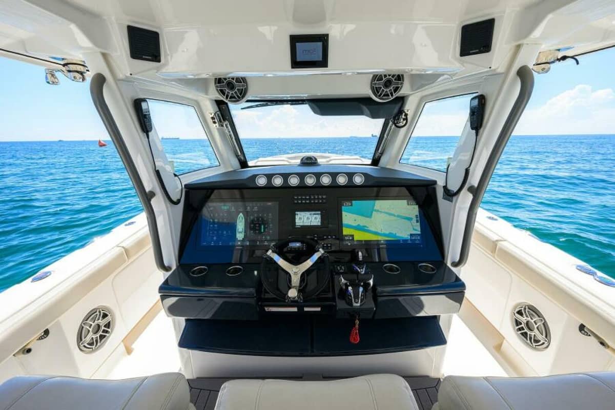 2021 Solace Center Console "41 Solace 2021" photo 19