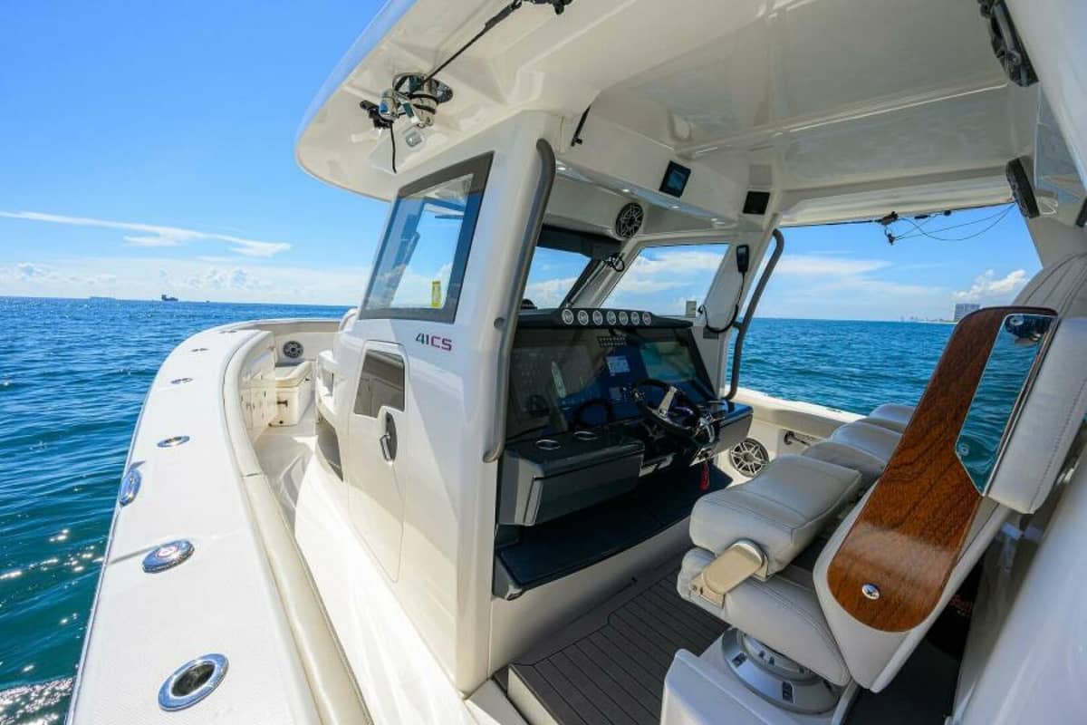 2021 Solace Center Console "41 Solace 2021" photo 17