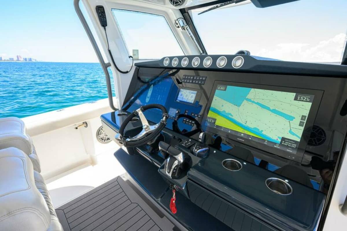 2021 Solace Center Console "41 Solace 2021" photo 20